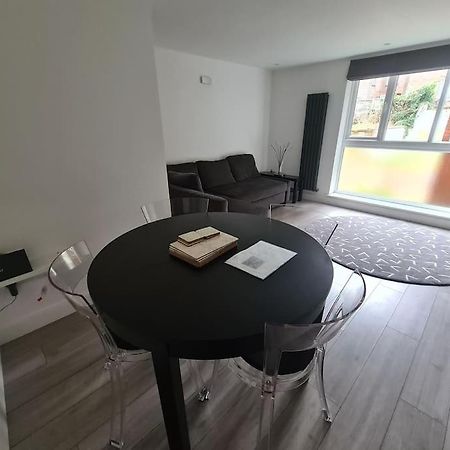 Luton Town Centre Executive Apartment 外观 照片