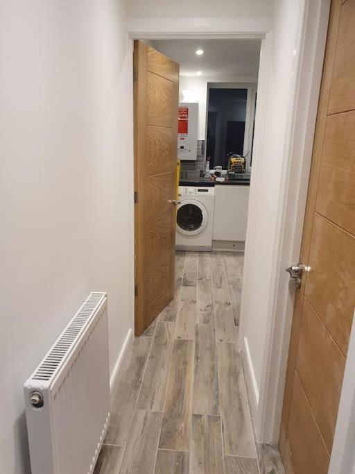 Luton Town Centre Executive Apartment 外观 照片